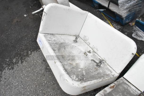 ANTIQUE! Single Bay Wall Mount Sink. Unit Was Removed from an 1800s Lancaster City Building. - Image 3 of 4