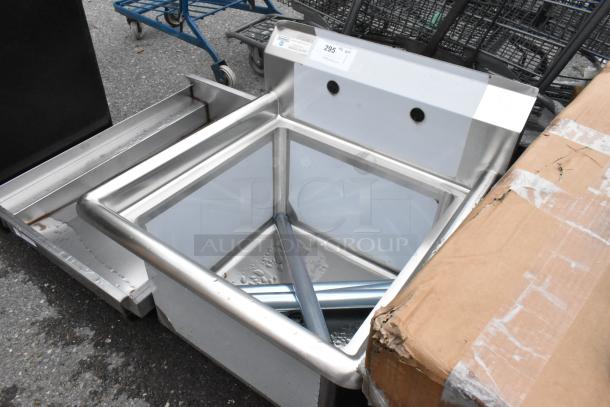 BRAND NEW SCRATCH AND DENT! Steelton 522CS11818N 23 1/2" 18-Gauge Stainless Steel One Compartment Commercial Sink without Drainboard - 18" x 18" x 12" Bowl - Image 3 of 6