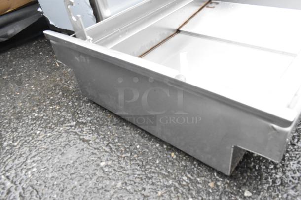 BRAND NEW SCRATCH AND DENT! Stainless Steel Grease Trap on Commercial Casters for Fryer. - Image 6 of 6
