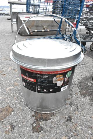 BRAND NEW SCRATCH AND DENT! Behrens 6110K 10 Gallon Galvanized Steel Trash Can with Locking Infinity Lid
