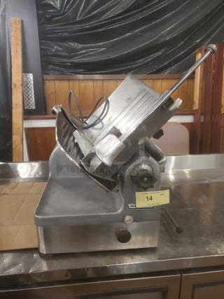 Hobart 1712 2 Speed Automatic Meat Slicer. 1/3 HP, 6.2A, 115V, 60 Hz. - Item #1187252