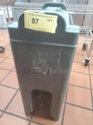 Carlisle XT5000 5 Gallon Insulated Beverage Dispenser