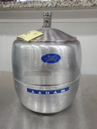 Wyott Cream Dispenser - Item #1189518