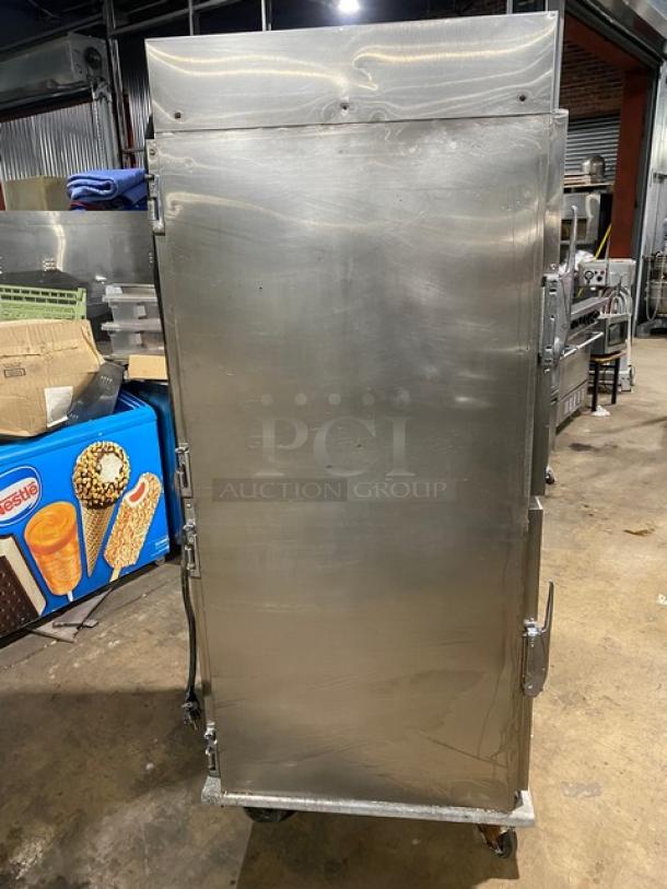 Henny Penny Commercial Stainless-Steel Full-Size Half Door Insulated Heated Holding Cabinet! With Built In Pan Slides! Model: HC900 SN: 03918! 120V 1 Phase! On Casters! - Image 3 of 9