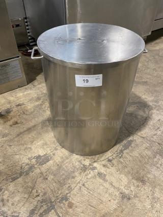 NICE! Large Metal Stock Pot! With Handles & Lid!