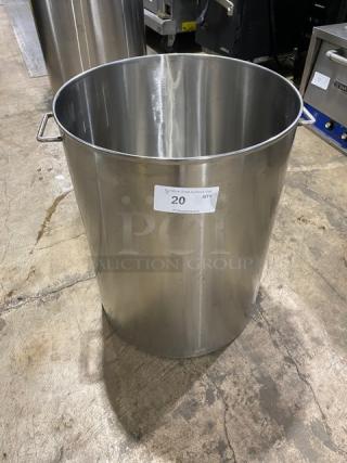 NICE! Large Metal Stock Pot! With Handles!