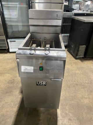 USR Commercial Natural Gas Powered Deep Fat Fryer! With Raised Backsplash! With Frying Basket! All Stainless Steel! Model SR114E! 240V! On Legs!