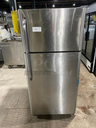 Electrolux Refrigerato/Freezer Combo! With Freezer On top! With Poly Coated Rack! With Cooler Underneath! Model FFTR1821QS3 Serial BA60512204! 115V!