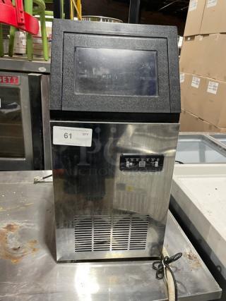 Commercial Countertop Ice Making Machine! All Stainless Steel Body! Model Y150B! 110V!