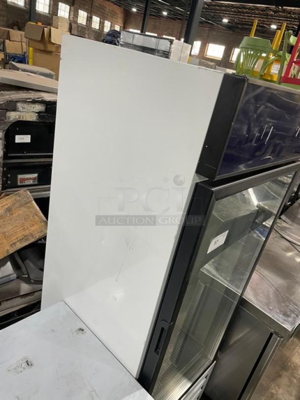 Manitowoc/McCall Commercial Single Door Reach In Refrigerator Merchandiser! With View Through Door! With Poly Coated Rack! Model MER17GWG Serial 1007152090037! 115V 1Phase! - Image 3 of 9