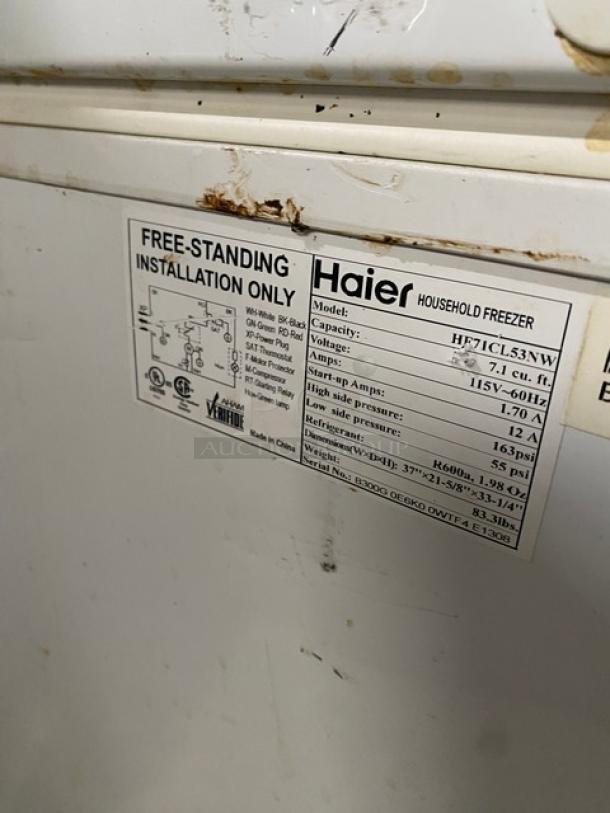 Haier Commercial White Free- Standing Chest Freezer! With Top Hinged Lift-Up Style Lid! Model: HE71CL53NW SN: B300G0E6K00WTF4E1308! 115V 1 Phase! WORKING WHEN REMOVED! - Image 5 of 7