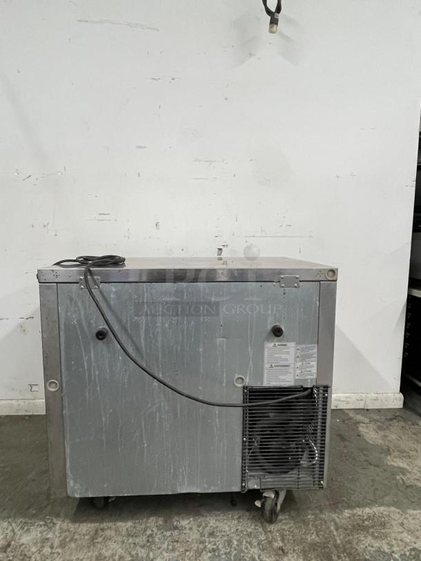 Turbo Air JUR-36S-N6 35 3/8" W Undercounter Refrigerator w/ (1) Section & (1) Door, 115v - Image 4 of 5