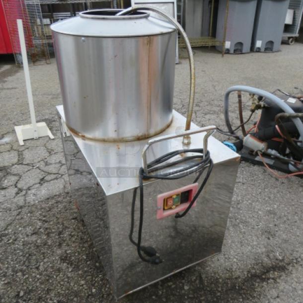 One Electric Potato Wash And Peel Machine On Casters. - Image 2 of 3