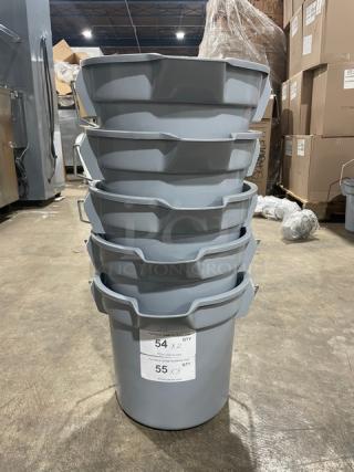 BRAND NEW! Rubbermaid BRUTE Series Commercial Gray 14 Qt. Round Utility Bucket! With Red Pail Style Grip Handle! Model: FG261400GRAY! 2X Your Bid!