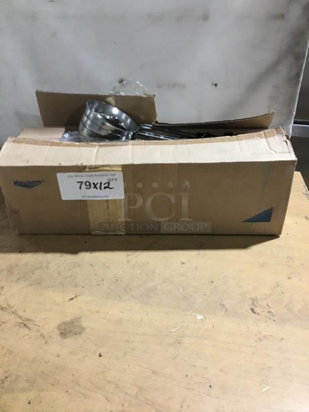 BRAND NEW! Vollrath Commercial Stainless Steel 8 Oz. Perforated Round Spoodle/Portion Spoon! With Black Grip 'N Serve Handle! Model: 61180! 12X Your Bid! - Image 1 of 6