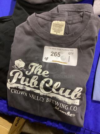 The Pub Club T-Shirt 
Size Small