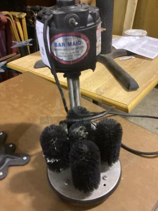 Bar Maid glass washer Model #5K158C, featuring multiple brush heads. Good condition with visible label displaying brand details.