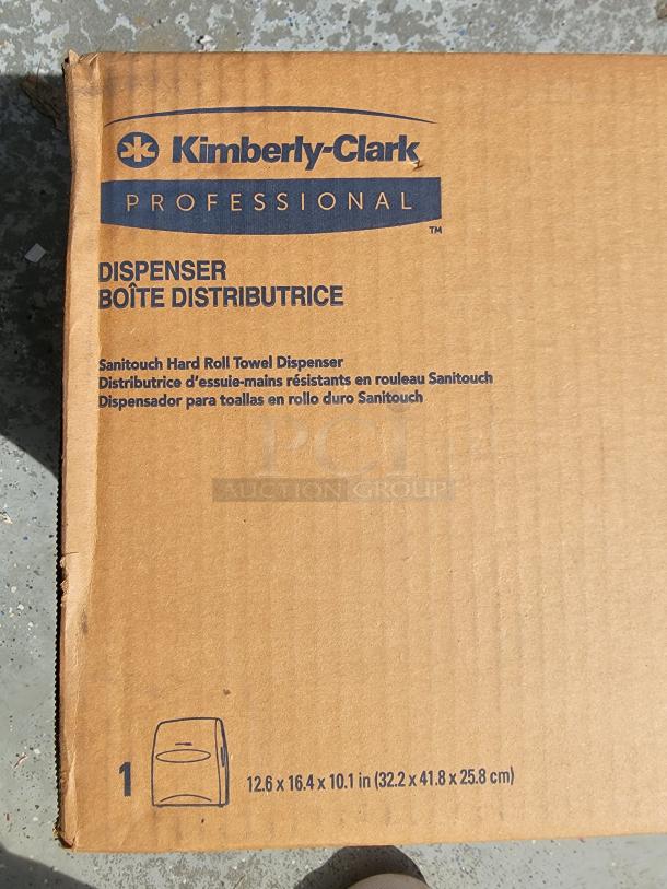 *NEW* IN BOX Kimberly-Clark Sanitouch Hard Roll Towel Dispenser! - Image 5 of 5