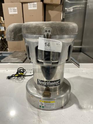 Nutrifaster Commercial Stainless Steel Electric Powered Juice Extractor! Model: N450 SN: 450081433! 110V!