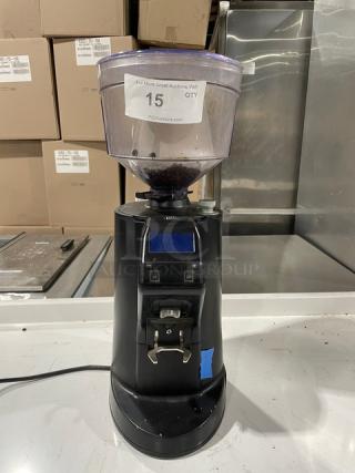 Simonelli! 2018! Late Model! Commercial Black Electric Powered Countertop Espresso grinder! With Clear Bean Hopper! Model: MDXS OD SN: NS0011841527019! 110-120V!