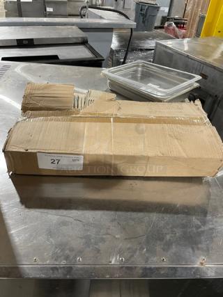 BRAND NEW! Update International Commercial Wooden Heavy Duty 20" Broiler/Grill Wire Brush! With Stainless Steel Bristles & Scrapper! Model: BRW-20HD! ALL ONE MONEY!
