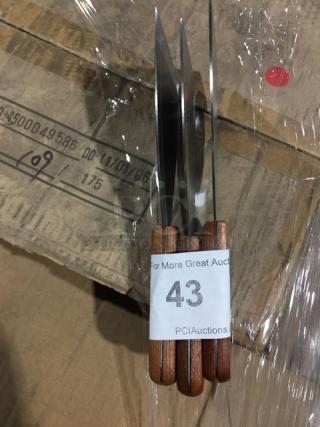 BRAND NEW! Winco Commercial Stainless Steel Dough/Blade Scraper! With Wooden Grip Handle! Model: TN54! 3X Your Bid! - Item #1189746