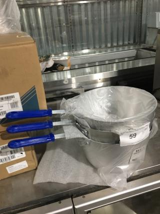 BRAND NEW! Vollrath Wear-Ever Series Commercial Aluminum 5-1/2 Qt. Tapered Saucepan! With Blue Grip Handle! Model: 434512! 3X Your Bid!