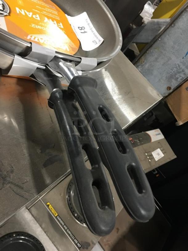 BRAND NEW! Vollrath Wear-Ever Series Commercial Aluminum 12" Non-Stick Fry Pan! With PowerCoat2 Surface! With Black Grip Handle! Model: 67812! 2X Your Bid! - Image 2 of 4