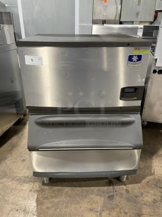 Manitowoc Indigo Series Commercial Stainless Steel Air Cooled Half Cube Ice Machine Head! Energy Star Certified! Model: IY0304A-161 SN: 1120177927! With Manitowoc Commercial Ice Bin! Model: B170 SN: 1120123071! 115V 1 Phase! On Legs! - Item #1188463