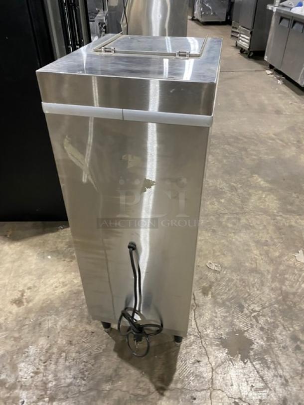 Norlake Commercial Stainless Steel Electric Powered Countertop Ice Crusher! With Hopper! Model: N14CRSS-A SN: 15091153! 115V 1 Phase! On Legs! - Image 3 of 9