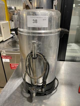WestBend Commercial Stainless Steel Coffee Urn! - Item #1189400