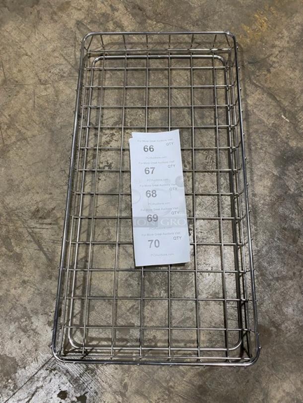 Commercial Chrome Plated Full-Sized Bagel/Pastry Wired Rack! - Image 1 of 5