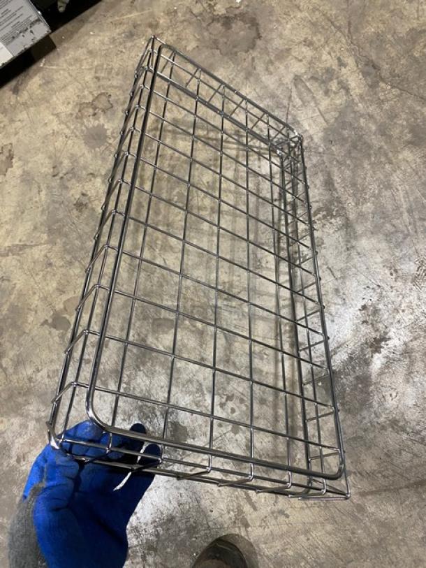 Commercial Chrome Plated Full-Sized Bagel/Pastry Wired Rack! - Image 4 of 5