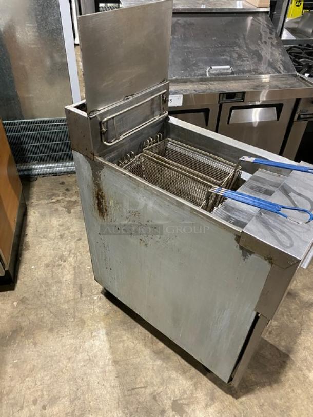 Frymaster Commercial Stainless Steel Natural Gas Powered Deep Fat Fryer! With Back Splash & Basket Hanger! With Frying Backets! Model: GF14SD SN: 2101FM0211! On Casters! - Image 3 of 8