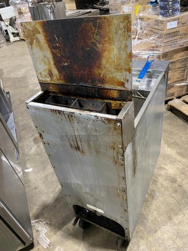 Frymaster Commercial Stainless Steel Natural Gas Powered Deep Fat Fryer! With Back Splash & Basket Hanger! With Frying Backets! Model: GF14SD SN: 2101FM0211! On Casters! - Image 4 of 8