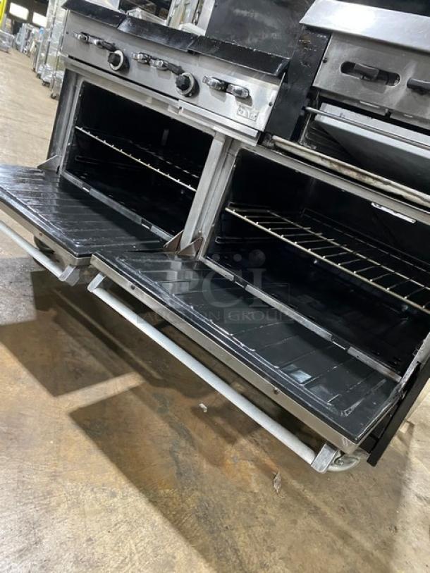 Garland Commercial Stainless Steel Natural Gas Powered 6 Burner Range/Raised Flat Griddle Split Top & Double Oven Combo! With Built-In Broiler/Cheese Melter! With Back Splash & Overhead Salamander Shelf! With Wired Oven Racks! On Casters! - Image 8 of 10