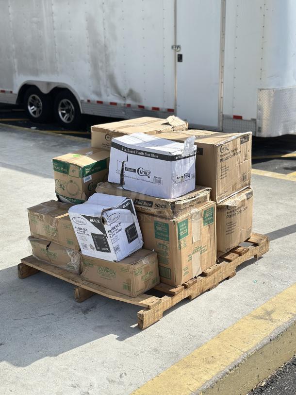 BRAND NEW! MIXED PALLET! ALL IN BOXES! Choice - 9 oz. Translucent Thin Wall Plastic Cold Cup - 2,500/Case. Choice - 7 oz. Translucent Thin Wall Plastic Cold Cup - 2,500/Case. Choice - Sandwich Wedge Container - 200/Case. Sabert - 2 Cup Drink Carrier - 250/Case. Choice – White Medium Weight Plastic Cutlery Pack with Napkin and Salt/Pepper Packets – 500/Case. EcoChoice - 6" White Plant Fiber Plate - 1,000/Case. Visions - Wave 10" Clear Plastic Plate - 144/Case. (3) 8” Heavy Weight Cornstarch Knife – 1,000/Case. Visions - Florence 10" Square Black Plastic Plate - 120/Case. Choice 1 oz. Clear - Plastic Shot Glass - 2,500/Case. Choice - Foil Steam Table Pan Lid - Full Size - 50/Case. Dart - 12 oz. White Foam Food Container - 500/Case. 14 TIMES YOUR BID!! - Image 3 of 3