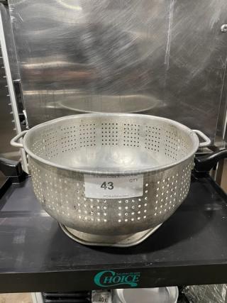 Commercial Aluminum Heavy Duty Round Perforated Strainer! With Handles!