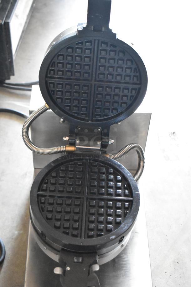 BRAND NEW SCRATCH AND DENT! 2024 Estella 348WSMXS2A Stainless Steel Stacked Waffle Maker. 120 Volts, 1 Phase. - Image 8 of 10