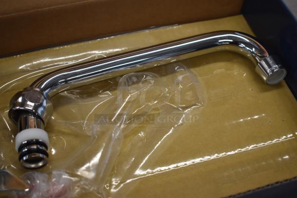 BRAND NEW SCRATCH AND DENT! 750AF8 Waterloo 8" Pre-Rinse Add-On Faucet - Image 3 of 6