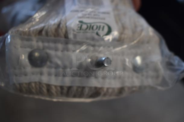 BRAND NEW SCRATCH AND DENT! Box of 12 27116SCRCUTC Choice 16 oz. #24 Natural Cotton Cut-End Wet Mop Head with Screw-On Band - Image 2 of 5