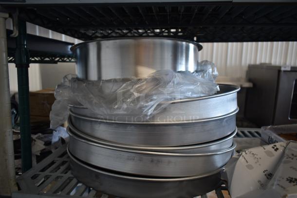 7 BRAND NEW SCRATCH AND DENT! Items Including HA80182 American Metalcraft HA80182 18" x 2" Heavy Weight Aluminum Straight Sided Cake / Deep Dish Pizza Pan, 922EC14WP Acopa Supreme 6.5 Qt. Round Chafer Water Pan. 7 Times Your Bid! - Image 6 of 6