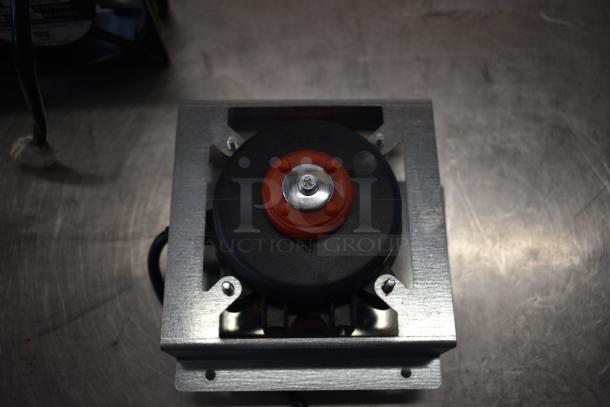4 BRAND NEW SCRATCH AND DENT! Various Items Including W1G172-EC95-11A Fan, 2 Maxair BT110 12038B1HL Fan, ECY-02-U-120 Fan. 4 Times Your Bid! - Image 7 of 8