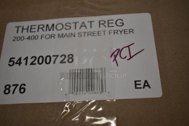 2 BRAND NEW SCRATCH AND DENT! Various Items Including MainStreet Equipment 541200728 200-400 Degrees Fahrenheit Thermostat for Floor Fryers and Pitco® B6700608-CL Probe Service Kit. 2 Times Your Bid! - Image 4 of 8