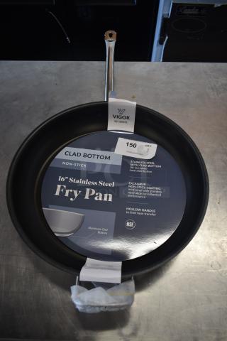 BRAND NEW SCRATCH AND DENT! Vigor SS1 Skillet.
