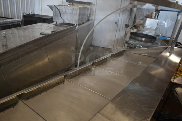 Traulsen TD078HT-ZSC01 Stainless Steel Commercial Floor Style 78” Seafood Display Case Merchandiser on Commercial Casters. 115 Volts, 1 Phase. - Image 7 of 10
