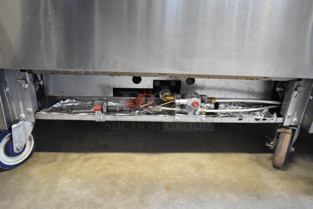Thermatek Stainless Steel Commercial Gas Powered 6 Burner Range w/ Oven, Over Shelf and Back Splash on Commercial Casters. - Image 8 of 9