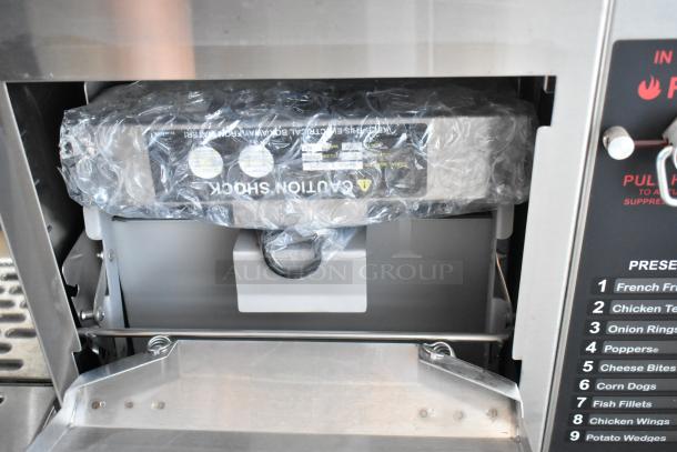 BRAND NEW SCRATCH AND DENT! Perfect Fry PFC570 Stainless Steel Commercial Countertop Semi-Automatic Ventless Countertop Deep Fryer. 208 Volts, 1 Phase. - Image 5 of 8
