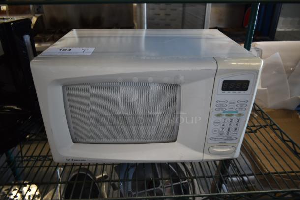 Emerson MW8778W Countertop Microwave Oven. 120 Volts, 1 Phase. - Image 1 of 7