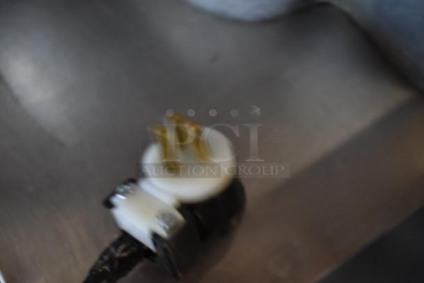 True TWT-119 Stainless Steel Commercial 4 Door Work Top Cooler on Commercial Casters. 115 Volts, 1 Phase. - Image 7 of 7